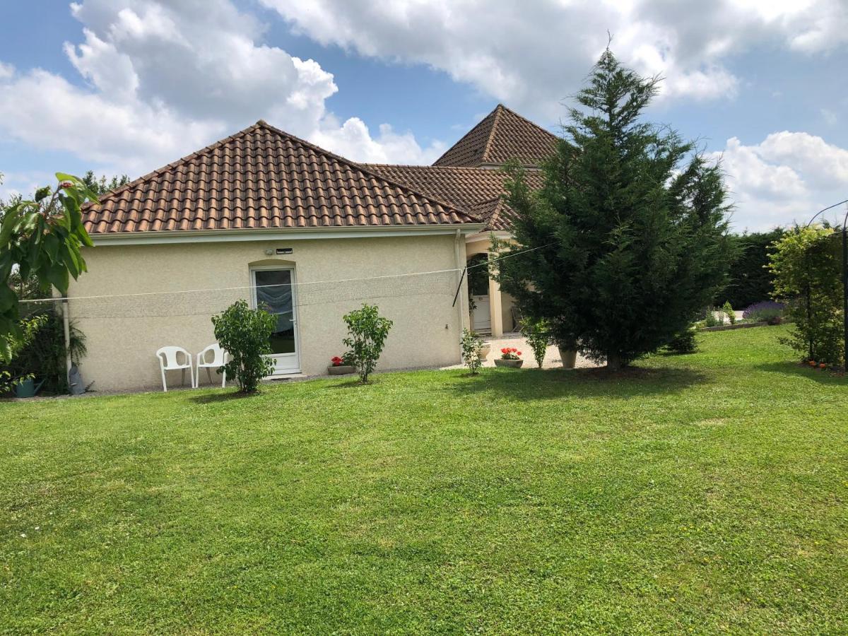 Nat&Lys Bed and Breakfast Saint-Maurice-en-Riviere Εξωτερικό φωτογραφία