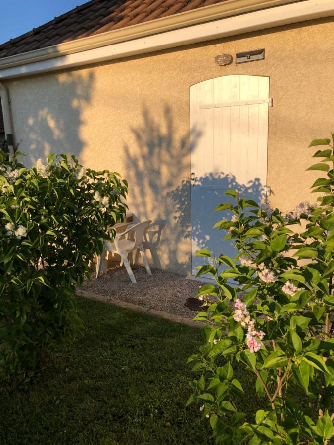Nat&Lys Bed and Breakfast Saint-Maurice-en-Riviere Εξωτερικό φωτογραφία